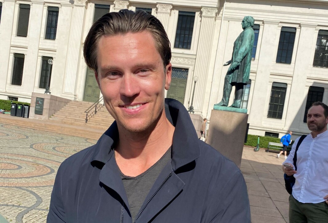 Stipendiat Knut Sande ønsket velkommen. Stipendiat Knut Sande ønsket velkommen.