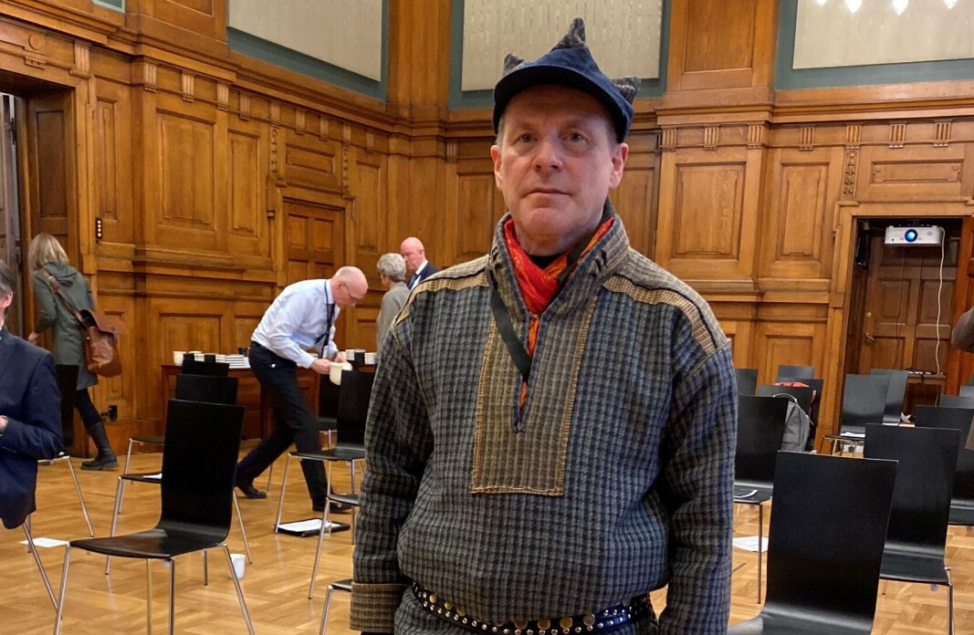 Ànde Somby på seminar i Høyesterett. Ànde Somby på seminar i Høyesterett.
