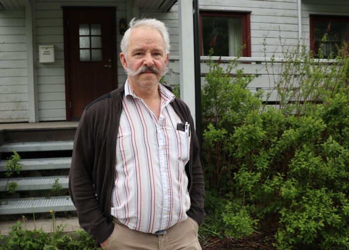 Hovstad utenfor kontoret på Støren. Hovstad utenfor kontoret på Støren.