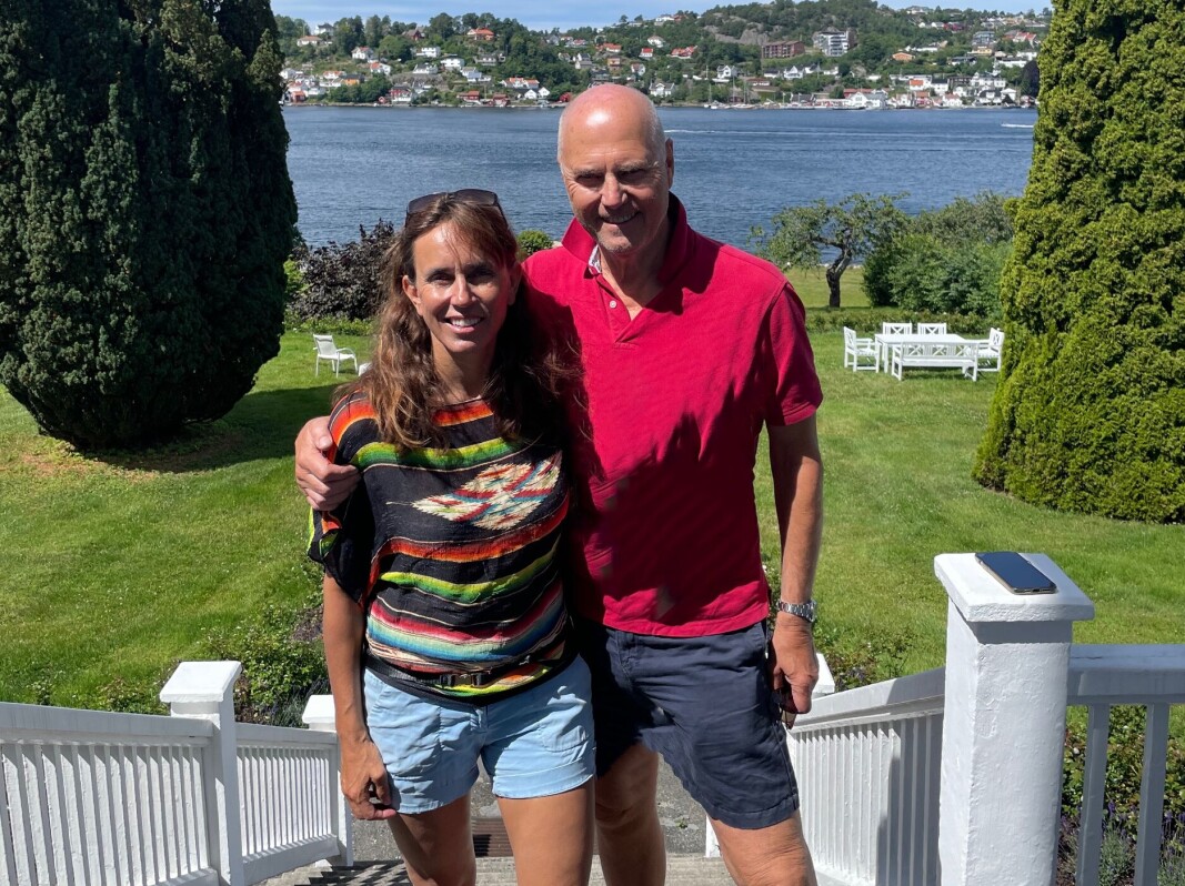 Anders Ryssdal sammen med sin kone, Wiersholm-advokat Bettina Banoun, på Tromøy i Arendal kommune. Anders Ryssdal sammen med sin kone, Wiersholm-advokat Bettina Banoun, på Tromøy i Arendal kommune.