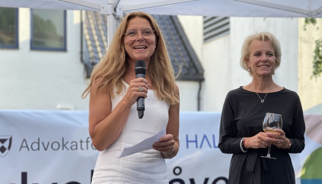 Marianne Rodvelt og Merete Smith. Marianne Rodvelt og Merete Smith.
