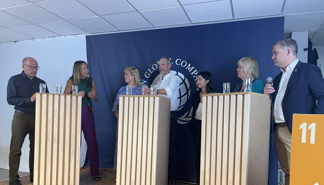 Espen Utaker, Heidi Furustøl, Elisabeth Hunter, Halvor Sigurdsen, Mahrukh Mahmood, Bente Øverli og Kim Gabrielli. Espen Utaker, Heidi Furustøl, Elisabeth Hunter, Halvor Sigurdsen, Mahrukh Mahmood, Bente Øverli og Kim Gabrielli.