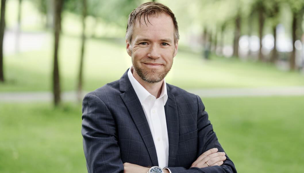 Aslak Støen forlater eiendomsavdelingen hos CMS Kluge. Aslak Støen forlater eiendomsavdelingen hos CMS Kluge.