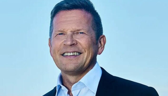 Kurt A. Elvevoll. Kurt A. Elvevoll.