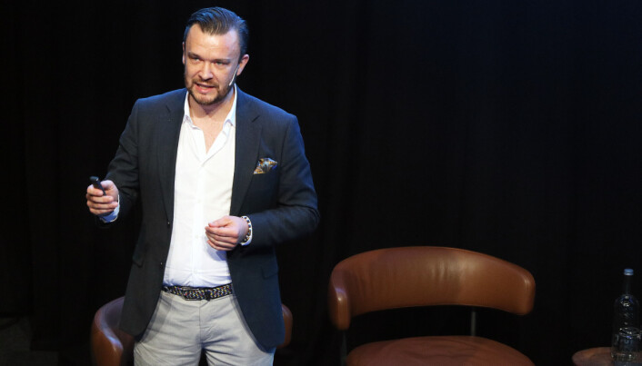 CEO i Ayfie, Herman Sjøberg, demonstrerte hvordan Ayfies løsning for informasjonshåndtering fungerer i praksis. CEO i Ayfie, Herman Sjøberg, demonstrerte hvordan Ayfies løsning for informasjonshåndtering fungerer i praksis.