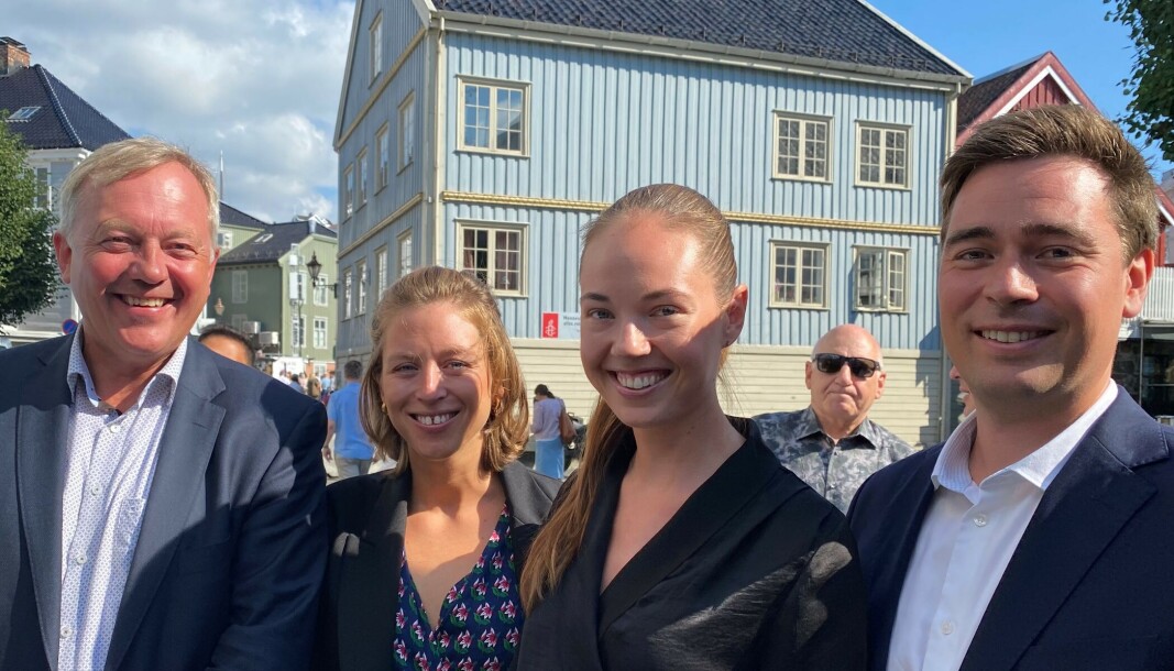 Advokat Nicolay Skarning, senioradvokat Susanne Hamre Skoglund, advokatfullmektig Julie Hegdahl og senioradvokat Alexander Daae jobber sammen om Ramme gård-saken. Advokat Nicolay Skarning, senioradvokat Susanne Hamre Skoglund, advokatfullmektig Julie Hegdahl og senioradvokat Alexander Daae jobber sammen om Ramme gård-saken.