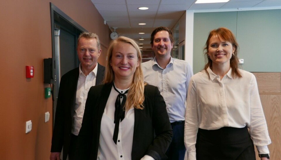 NHO Geneo styrker advokat-avdelingen med to nyansettelser. Bakerst fra venstre: Sigurd Løkholm og Fredrik Riise. Foran fra venstre: Cecilie Wille Søvik og Linda Leiro Egseth.