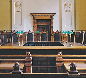 Vold mot moren mens datteren så på var ikke hensynsløs atferd